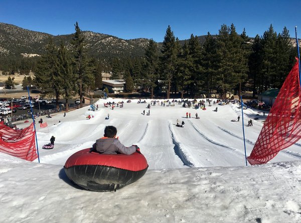 Sport d'hiver : conseils pour débuter le snowboard